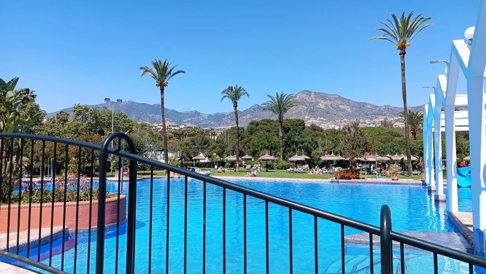 Benal Beach Vista Al Mar, Piscina Templada Benalmadena Luaran gambar